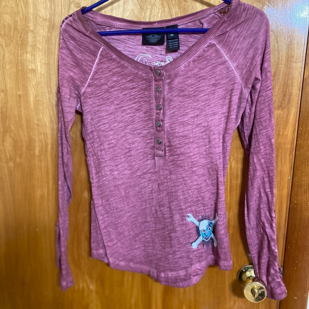 Harley Davidson Long Sleeve Henley Top with Skull Patch